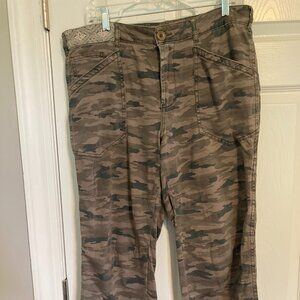 Anthropologie Camo Cropped Pants